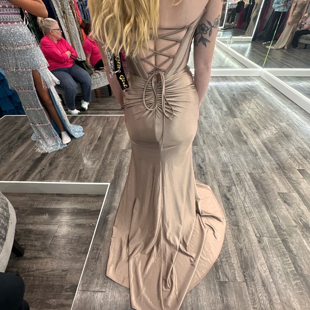 Elegant Lace-Up Back Taupe Evening Dress